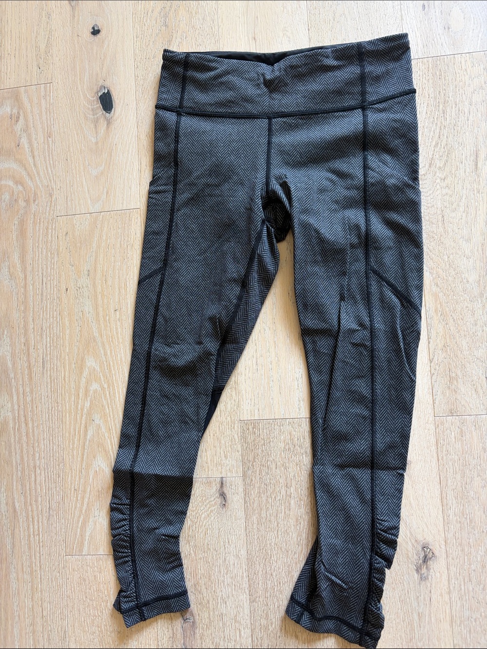 lululemon athletica Black Herringbone Ruched Ankle Leggings